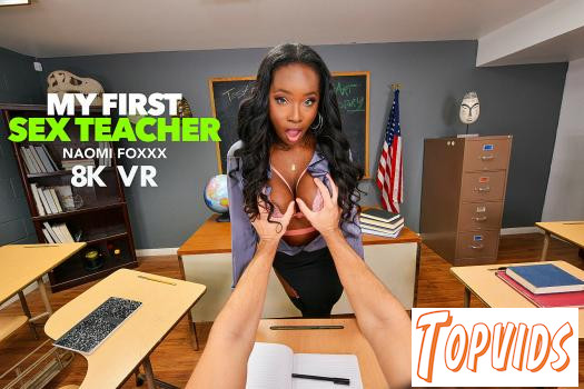 Naomi Foxxx - Professor Naomi Foxxx gets hot and horny for her big dick student when everyone leaves the classroom - VR