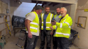 Bonnie Blue Gets Gang Banged By Builders