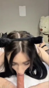 Cat Girl Mia_Goth Gets Her Pussy Stretched By A Dildo