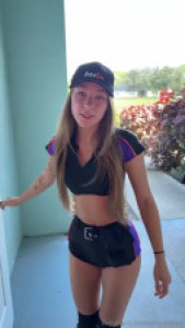 Delivery Girl Anya Matusevich Gets Her Pussy Fucked