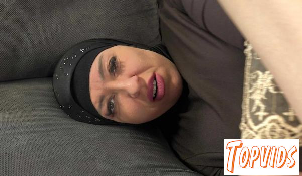 Tina - Tina 2 - Busty Muslim Wife Sucks His Hard Dick