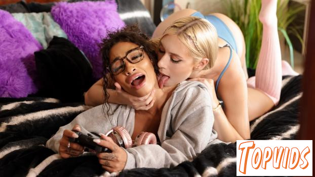 Kay Lovely - Squirting Water Fucking Gamers