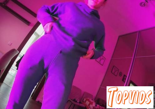 Josie Fresh - Josie Fresh Gives Lucky Cameraman A Pov Handjob Between The Scenes Cum On Her Tits