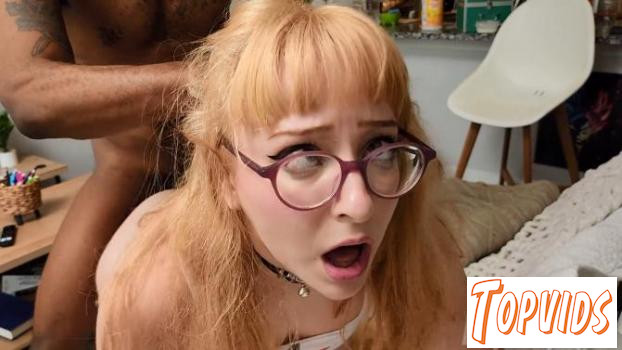 Mymindbreaks - Hooters Girl Gets Fucked And Bred Before Work