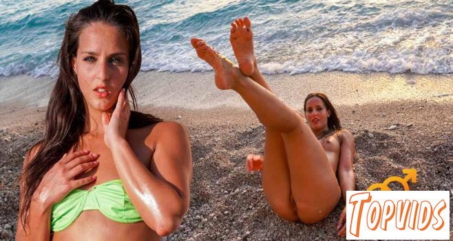 Betzz - Beach Sex