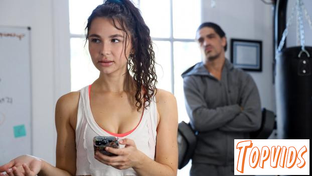 Liz Jordan - My Boyfriend Thinks Im Fucking The Coach - S1:E6