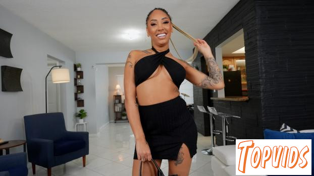 Kona Jade - Striptease