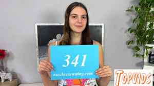 Lucka - Czech amateur Lucka wants to be a professional model - E341