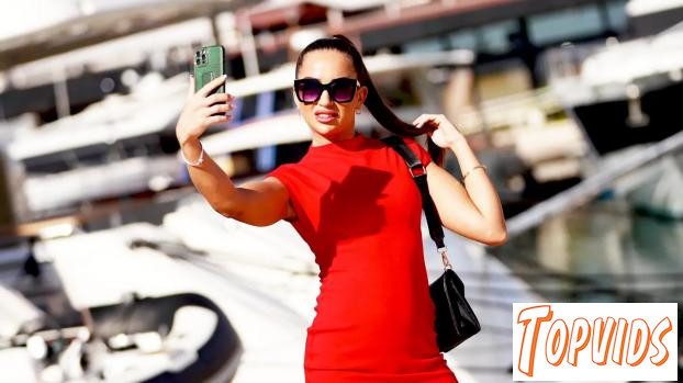 Lara - Lara, 22, knows how to do hard sex!