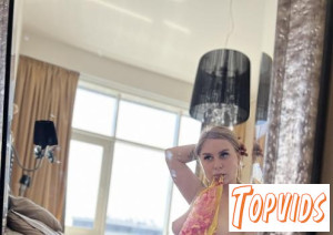 Melonie - Deep Pussy And Asshole Drilling With Big Dildos Hitachi Vibe To Orgasm Afternnon With Melonie