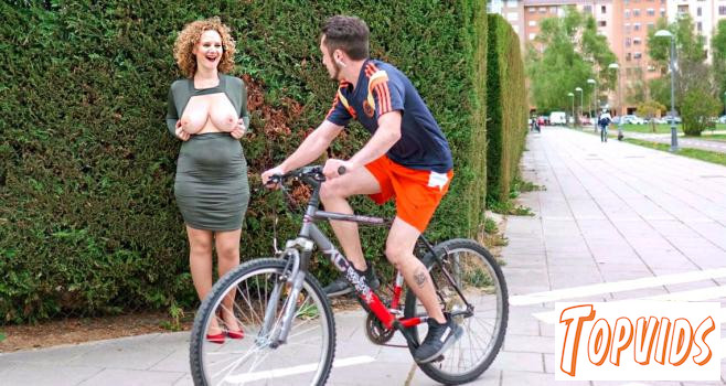 Busty Merce - Cuídame