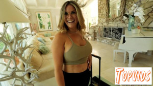 Abby Rose - Big Titty Beautiful Curvy Big Butt MILF Abby Rose Lactating Nipples & Warm Tropical Squirt