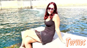 Luciolle & Ava - Luciolle, 40 years old, finally experiences a threesome with another woman...