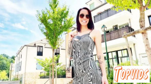 Cataleya - 29 years old, at ease in all circumstances!