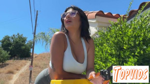 Cami Strella - Porn Dude Helps Cami Strella with her Bush
