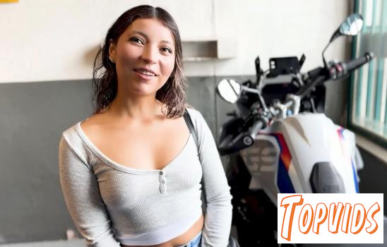 Mia Camila - Colombian biker caught