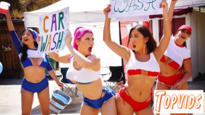 Lily Lou & Nicole Doshi - Scrub - a - Dub Squirt