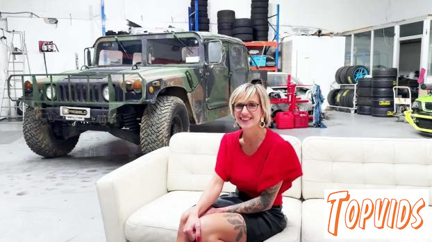 Didine & Cataleya - Didine, 34, takes a very sulphurous test...