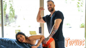 Reina Heart - Spencer Glizzy Cums On Reina Hearts Pussy Then Send Her Down The Road to Fuck Drake Von!