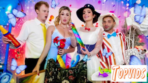 Alexa Payne & Ashley Alexander - Merry Pussy Poppin