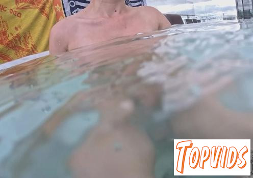 Josie Fresh - Pov Dildoing Josie Underwater In The Jacuzzi And She Returns The Favor With A Handjob Ending Cum