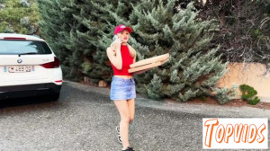 Jade - Jade succumbs to temptation!