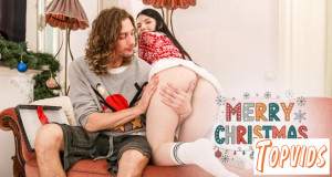 Cherry Black - Unwrapping Cherry’s Christmas gift