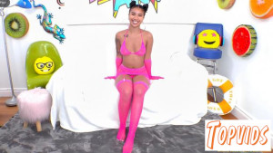 Ameena Green - Ameena Greets You With Her Pussy