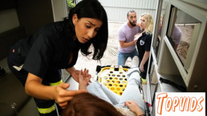 Jenna Starr & Roxie Sinner - Emergency Threesome