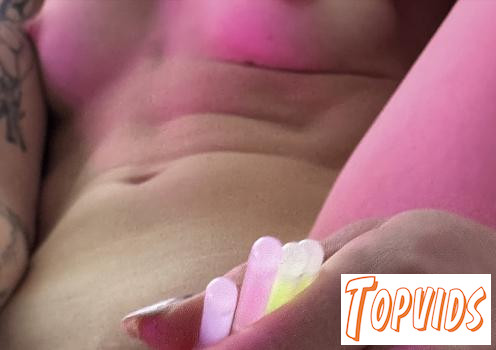 Bleika - Skinny Model Bleika Gapes Open Her Pussy With Glowsticks