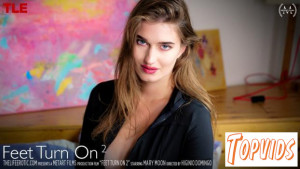 Mary Moon - Feet Turn On 2