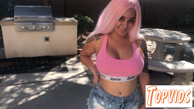 Curvy Barbi - New Tenant Temptation