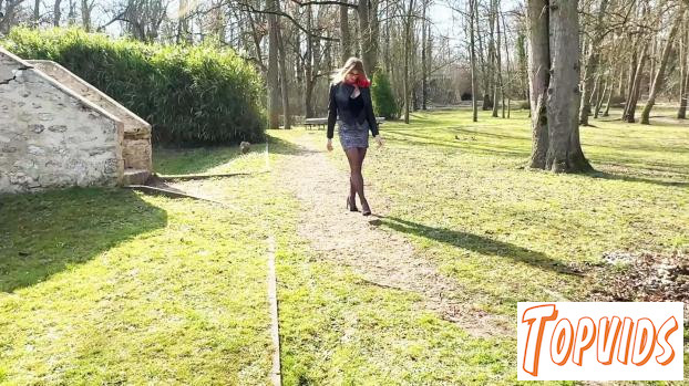 Red Lily - Red Lily, 33 years old, from Dunkirk!