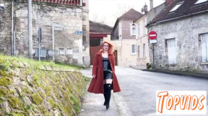 Little Foxy - Little Foxy, 31, wanted some entertainment...