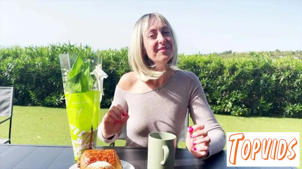 Lena - Lena, 40 years old, from Tours!