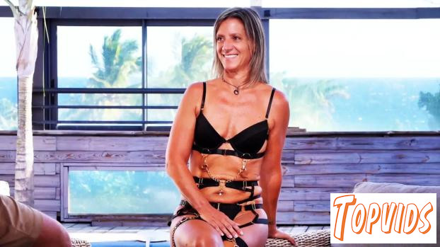 Laeticia - Laeticia, 43 years old, saleswoman at the J&M Store in Reunion Island!