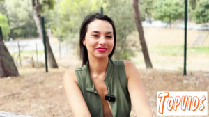 Lia - 28, always loves to be on the move!