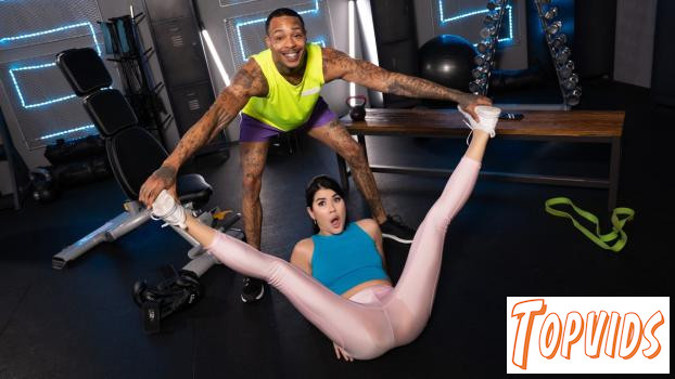Lady Dee - Stretching Makes Me Wet