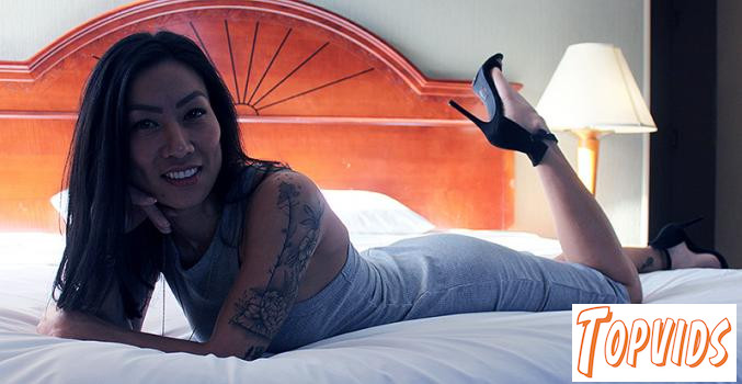 Strippers In The Hood XXX - Teagan Lynn