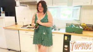 Sabbat Freyja - Sabbat Freyja gets fucked at home in the presence of... her husband!