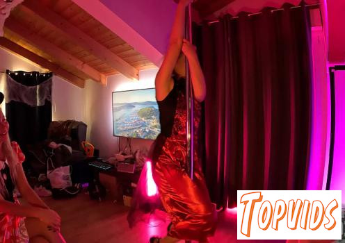 Eyla Moore, Rosalinda & Samanta Rouge - Private Halloween Striptease Eyla Moore And Rosalinda Dancing With Samanta