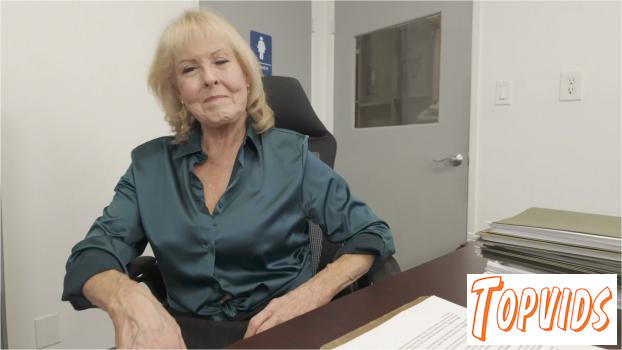 Desiree Eden - POV: A Job Interview with Boss Babe Desiree Takes A Wild Turn