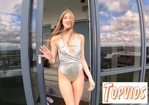 Lila - Underwater Jacuzzi On A Sunny Day With Lila Touching Herself Clit Rubbing Closeups