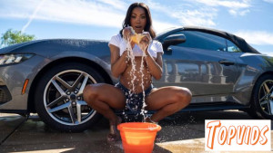 Leilani Li - Soap Her Up & Spread That Ass