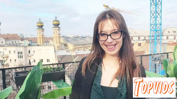 Mia Devil - Mia Devil counts by twos!