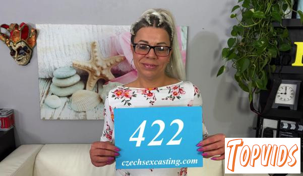 Lucka - Busty milf loves to be fucked - E422