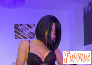 Angelica - Angelica aka Queen - Hot Model Queen Sexy Striptease Dancing Video