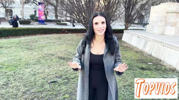 Nelly - Nelly, 28 years old, a little bombshell in love with France!