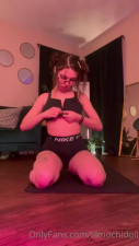Lilmochidoll's Lusty Stretching Session