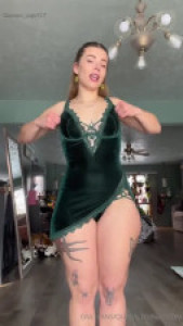 Queen Egirl Masturbates With Her Glass Dildo